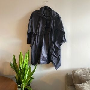 Everlane Navy raincoat / XS